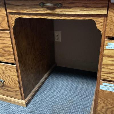G304 Desk