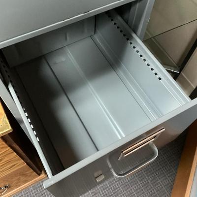 G305-Metal Filing Cabinet