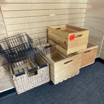 G312-Baskets\crates