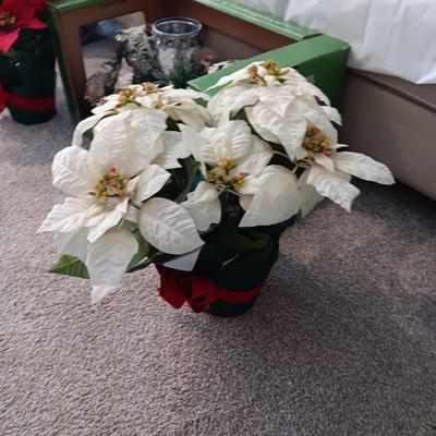 HOLIDAY CENTERPIECE AND 2 FAUX POINSETTIAS