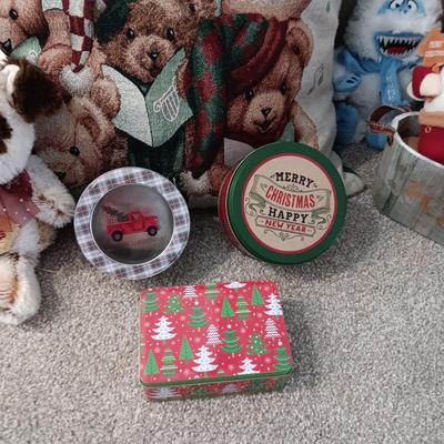 CHRISTMAS DECORATIONS
