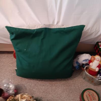 CHRISTMAS DECORATIONS