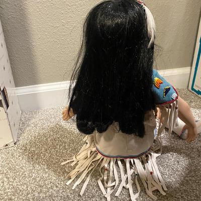 PRETTY LITTLE PORCELAIN NATIVE AMERICAN GIRL
