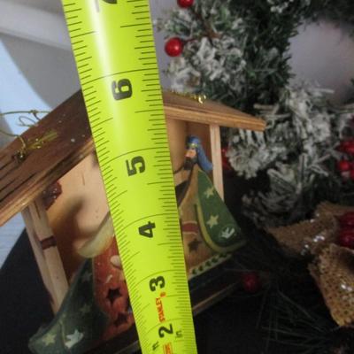 Christmas Tabletop Decorations Ornaments Wreaths Trees #3