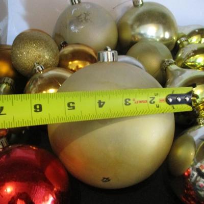 Assortment Of Vintage Christmas Ornaments