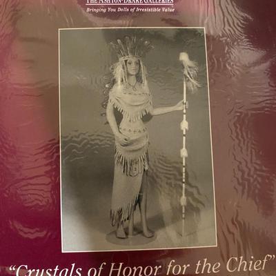 NIB ASHTON DRAKE GALLERIES “CRYSTAL‘S OF HONOR FOR THE CHIEF” NATIVE AMERICAN DOLL