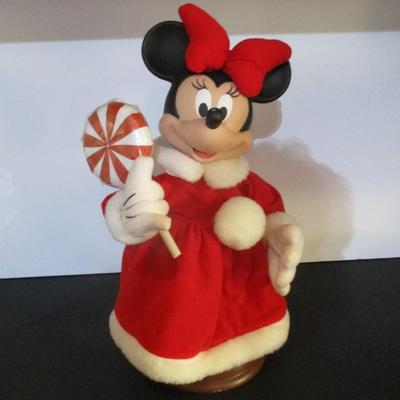 Disney's Holiday Animation Minnie Mouse