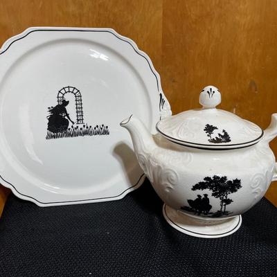 The Harper Pottery teapot and platter