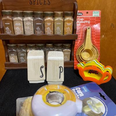 Kitchen accessories lot
