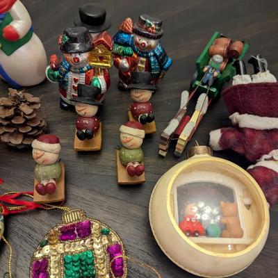 Vintage Christmas Decorations Ornaments
