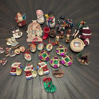 Vintage Christmas Decorations Ornaments