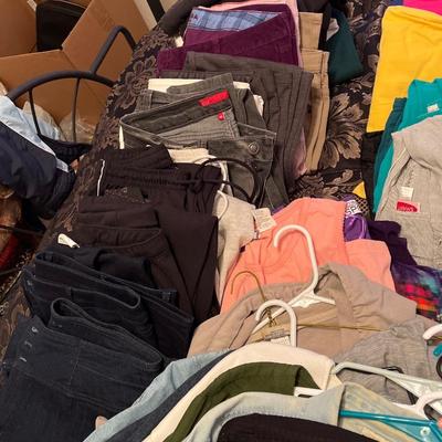 Large lot of size Large clothes!