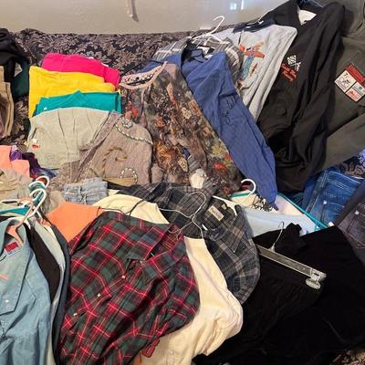 Large lot of size Large clothes!