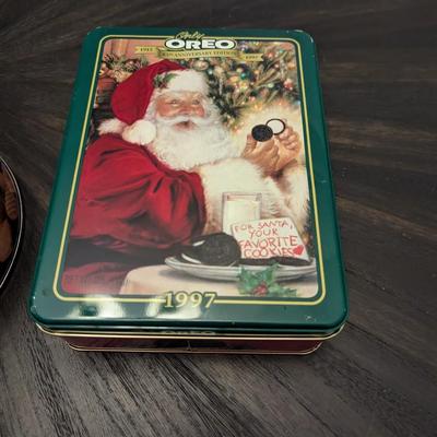 Collectibles Tins