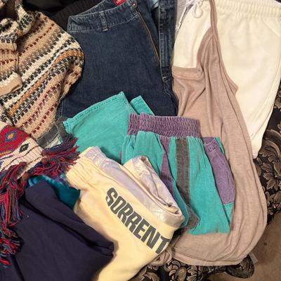 Clothing lot - size Medium