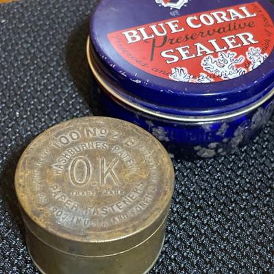 Small vintage tins