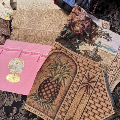 Table runners, tablecloths, scarves, chair covers