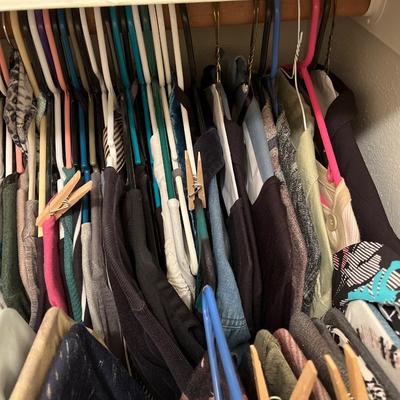 2XL and 3XL HUGE LOT of clothes!!