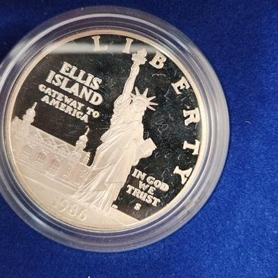 1986 U.S. Mint Liberty Coins Silver Dollar and Half Dollar Ellis Island