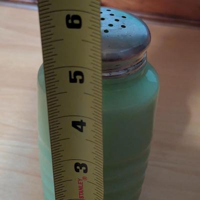 Jadeite Ribbed Shakers