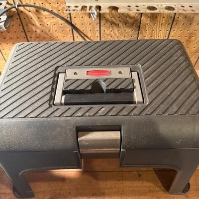 Lights, heater, plastic stool and Rubbermaid stool tool box combo