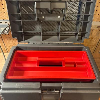 Lights, heater, plastic stool and Rubbermaid stool tool box combo