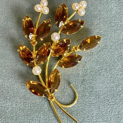 Vintage Topaz Rhinestone Pin