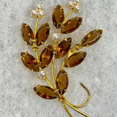 Vintage Topaz Rhinestone Pin