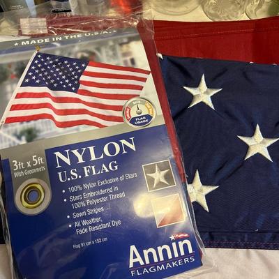 3 nice Flags, lamp oil, Easter grass and more!