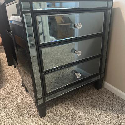 Mirror drawers