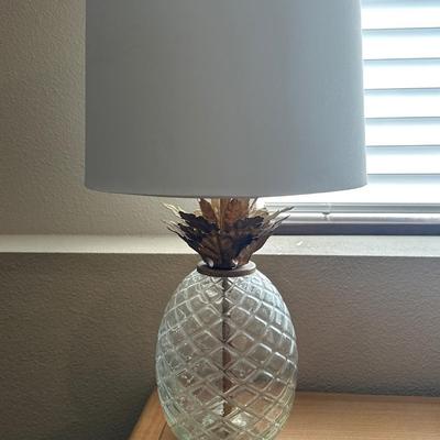 Pineapple lamp