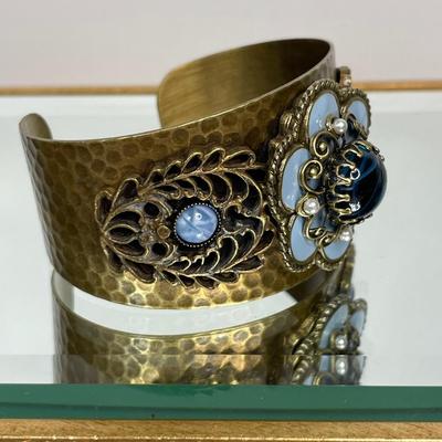 Signed Ollipop USA cuff bracelet New