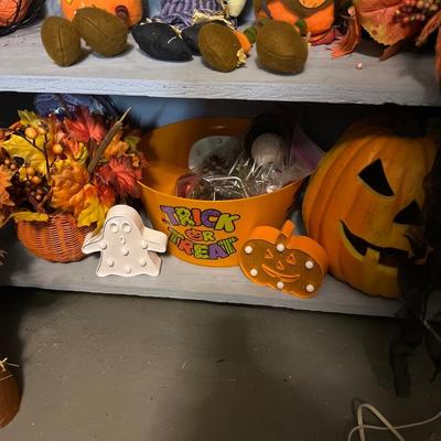 Fall/Halloween decor