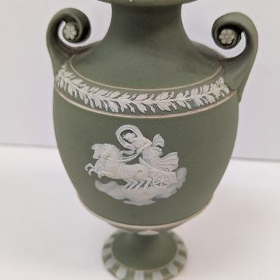 19th Century Wedgwood Green Jasperware Vase