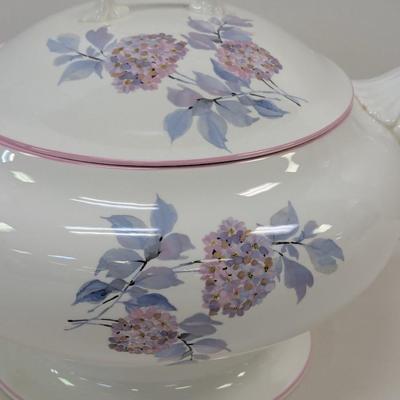Royal Grafton Fine Bone China Summer Lilac Serving Dishes