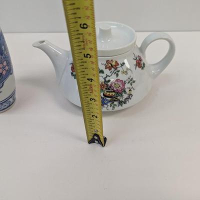 Vintage Vases & Bareuther Waldsassen Teapot