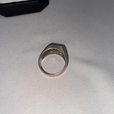 14K WHITE GOLD MEN'S RING WITH .25 CW DIAMOND SIZE 10.5