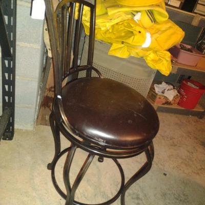 Metal Frame Bar Stool