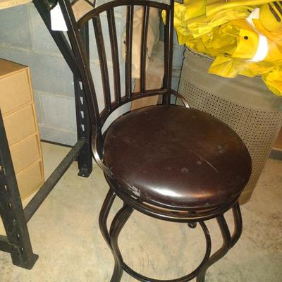 Metal Frame Bar Stool