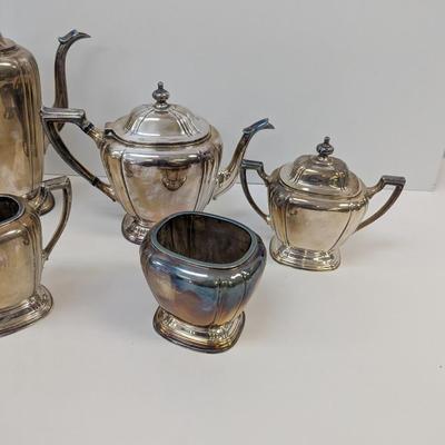Reed & Barton 7010 Coffee/Tea Pot Set