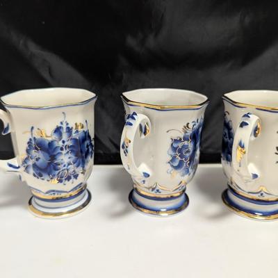 Porcelain Blue & White Coffee Mugs (DR)