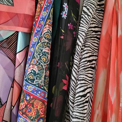 10 STYLISH SCARVES