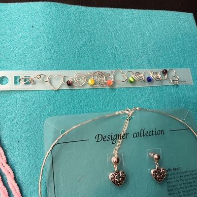 NEW HEART THEMED NECKLACE, EARRINGS AND BRACELET PLUS PINK SEED BEAD NECKLACE