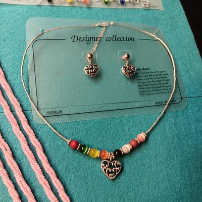 NEW HEART THEMED NECKLACE, EARRINGS AND BRACELET PLUS PINK SEED BEAD NECKLACE