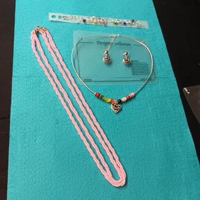 NEW HEART THEMED NECKLACE, EARRINGS AND BRACELET PLUS PINK SEED BEAD NECKLACE