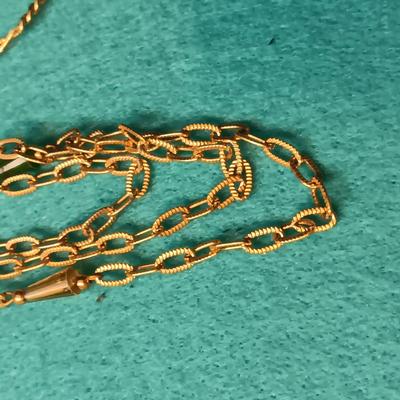 GOLD-TONE COSTUME JEWELRY