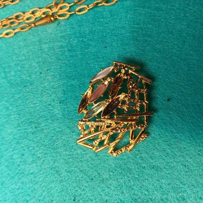 GOLD-TONE COSTUME JEWELRY