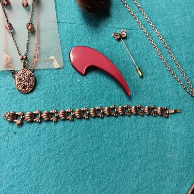 NEW NECKLACE AND EARRINGS, BROOCHES AND MORE