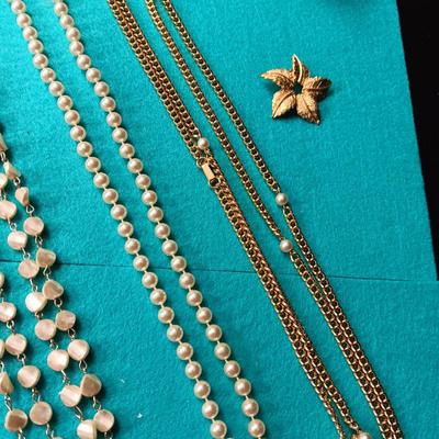 GOLD-TONE AND FAUX PEARL JEWELRY