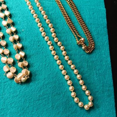 GOLD-TONE AND FAUX PEARL JEWELRY